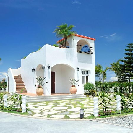 Sunlax B&B Yilan Exteriör bild