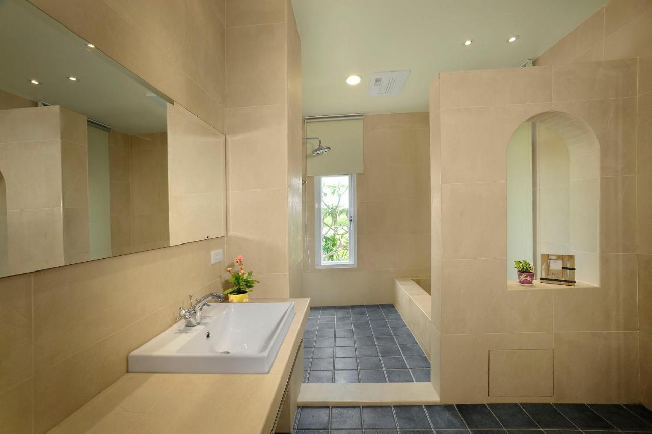 Sunlax B&B Yilan Exteriör bild