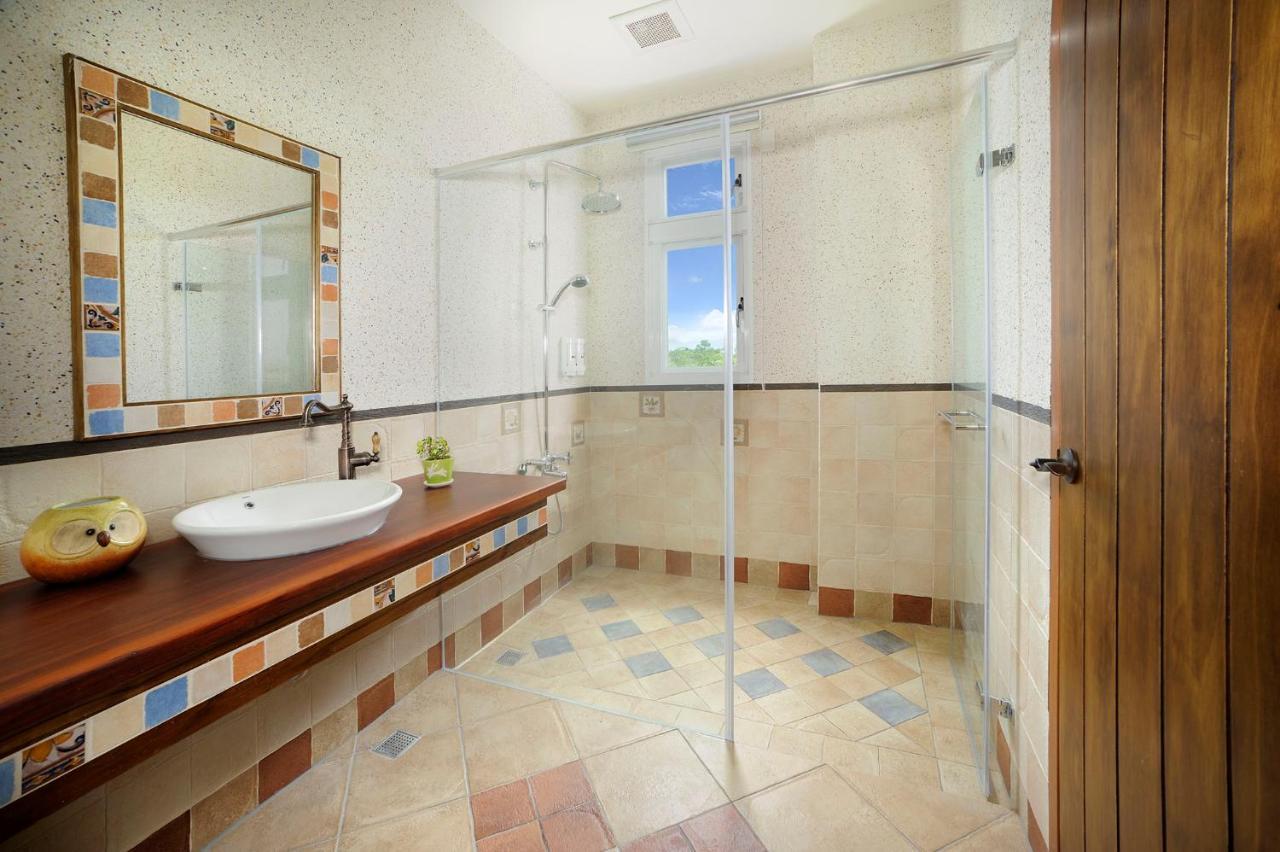 Sunlax B&B Yilan Exteriör bild