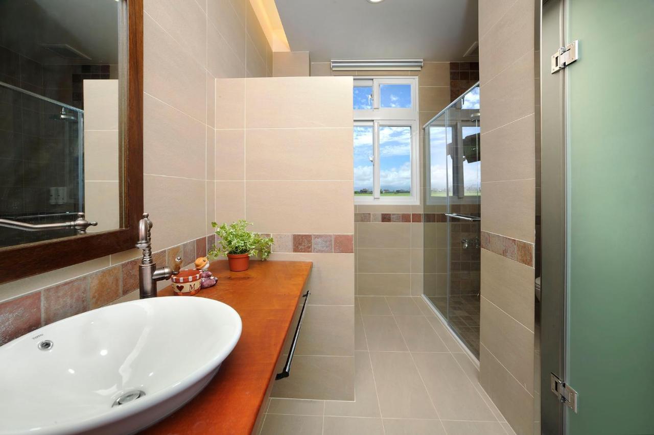 Sunlax B&B Yilan Exteriör bild